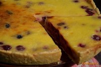 Заливной пирог с вишней и шелковицей рецепт с фото