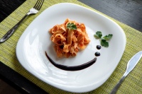 Фетучини с моцареллой и томатной пастой рецепт с фото