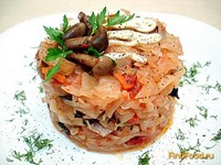 Капуста тушёная с грибами и сосисками рецепт с фото