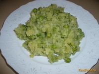 Гарнир из картофеля брокколи и зеленого горошка