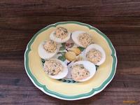 Яйца фаршированные творожным сыром рецепт с фото