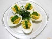 Яйца фаршированные по-весеннему рецепт с фото