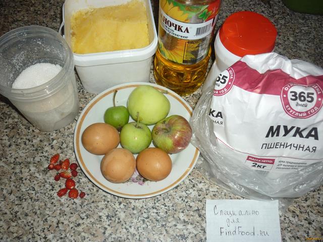 Пироги с яблоками и земляникой рецепт с фото 1-го шага 