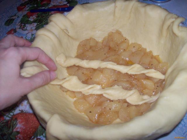Яблочный пирог с корицей рецепт с фото 16-го шага 