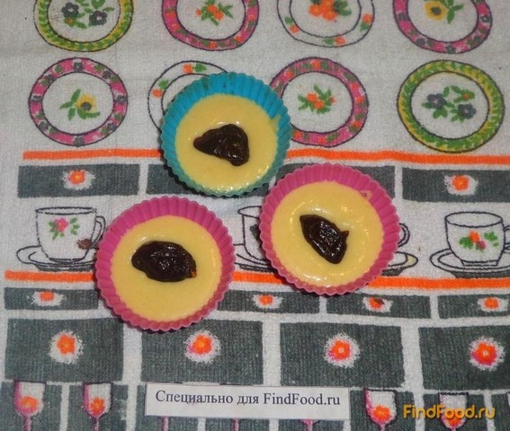 Бисквитные кексы с черносливом рецепт с фото 11-го шага 