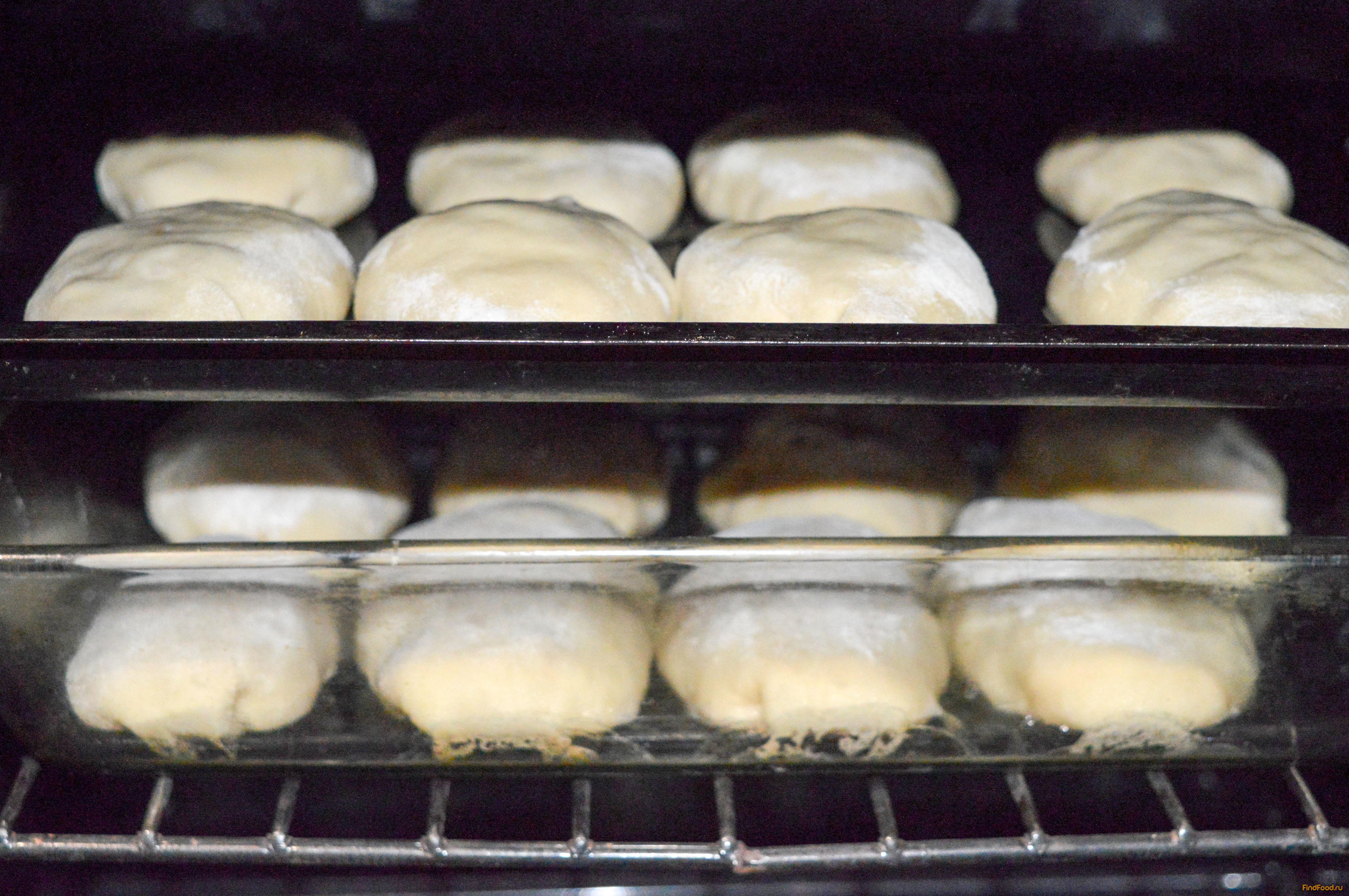 Пирожки с капустой на кефирном тесте рецепт с фото 10-го шага 