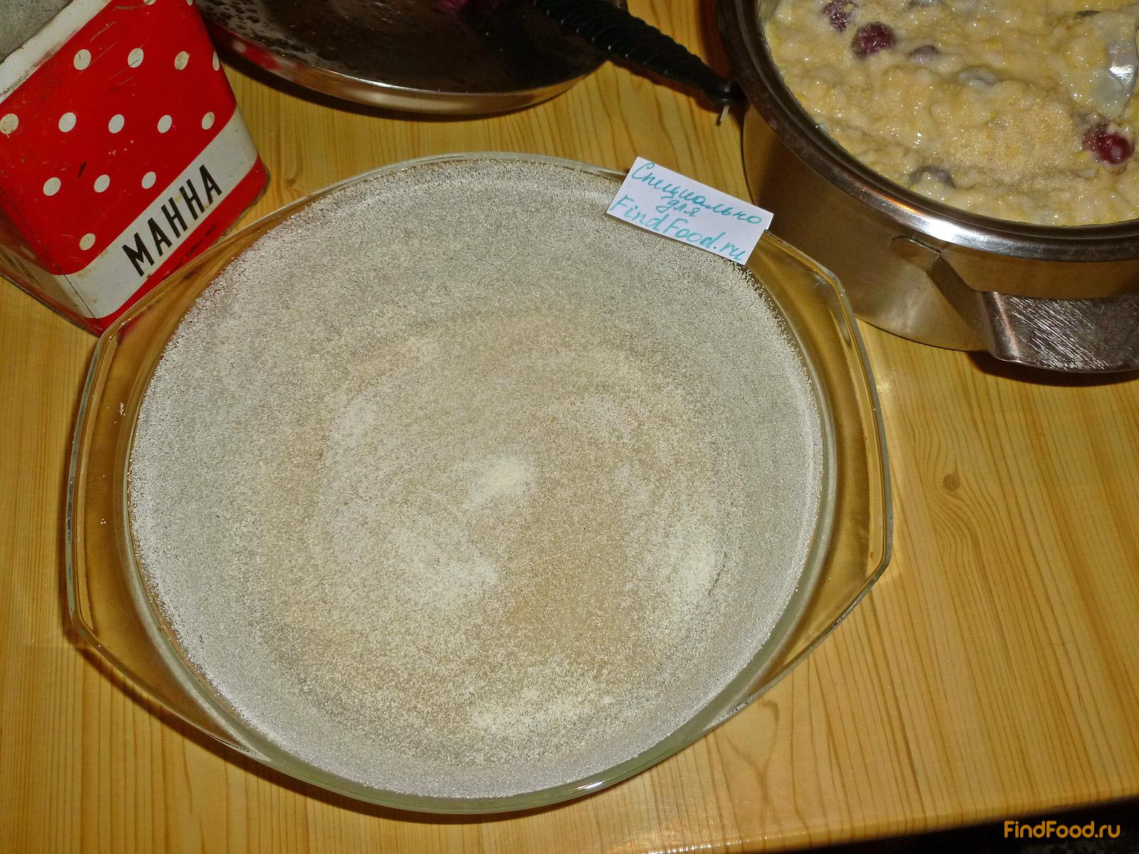 Крупеник из риса и пшена с вишней рецепт с фото 4-го шага 