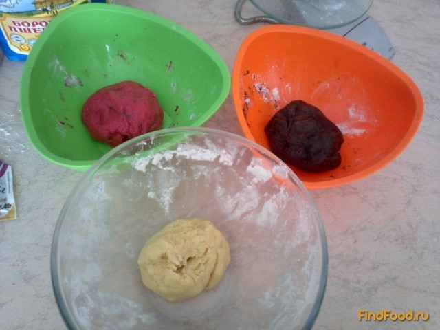 Разноцветное печенье рецепт с фото 2-го шага 