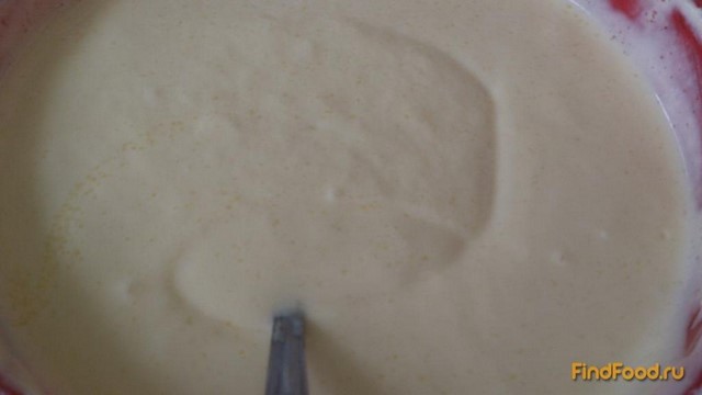 Заливной пирог с вишней и шелковицей рецепт с фото 5-го шага 