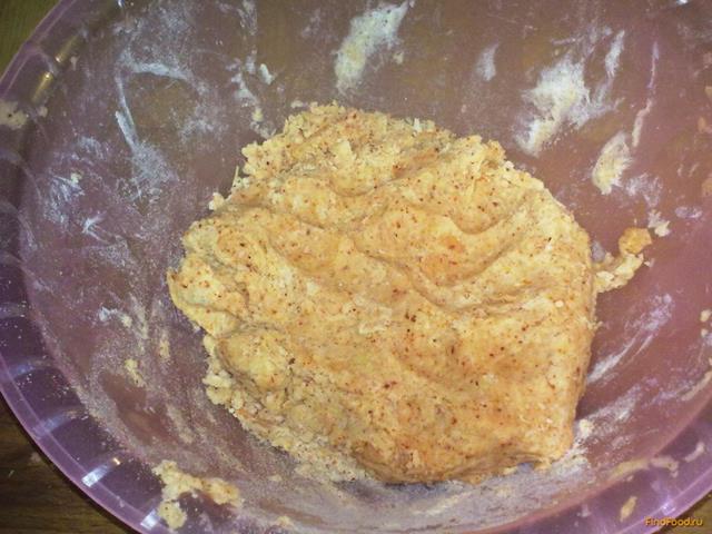 Сырное печенье с маком и паприкой рецепт с фото 2-го шага 