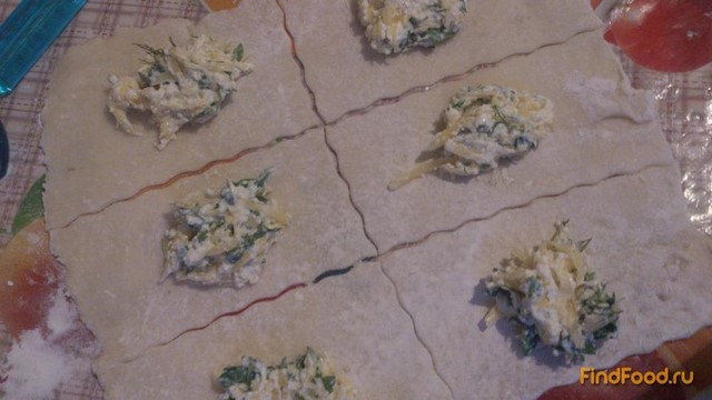 Мини пирожки с сыром и творогом рецепт с фото 4-го шага 