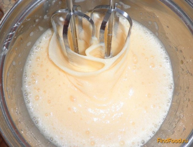 Бисквит с медом рецепт с фото 2-го шага 