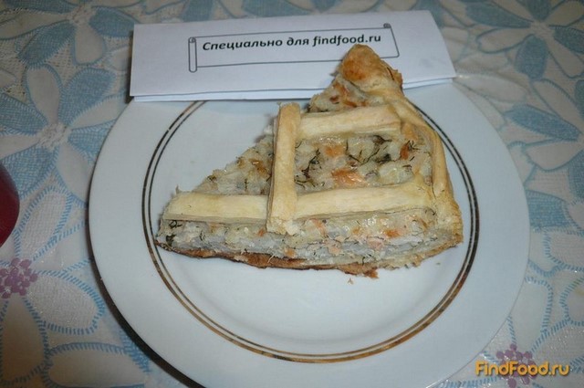 Пирог с консервированной горбушей рецепт с фото 8-го шага 
