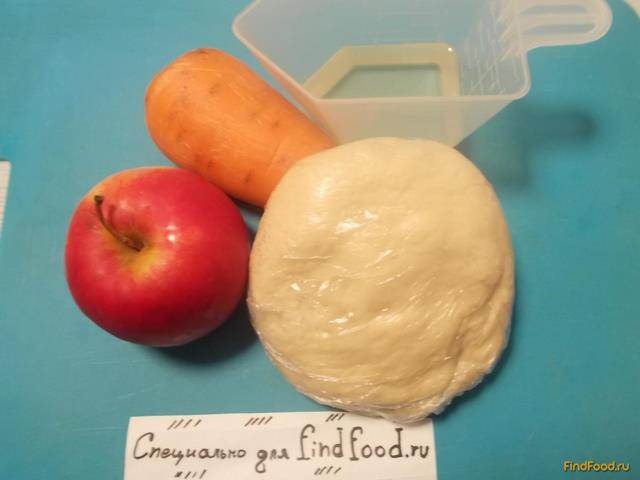 Пирожки с морковью и яблоком рецепт с фото 1-го шага 