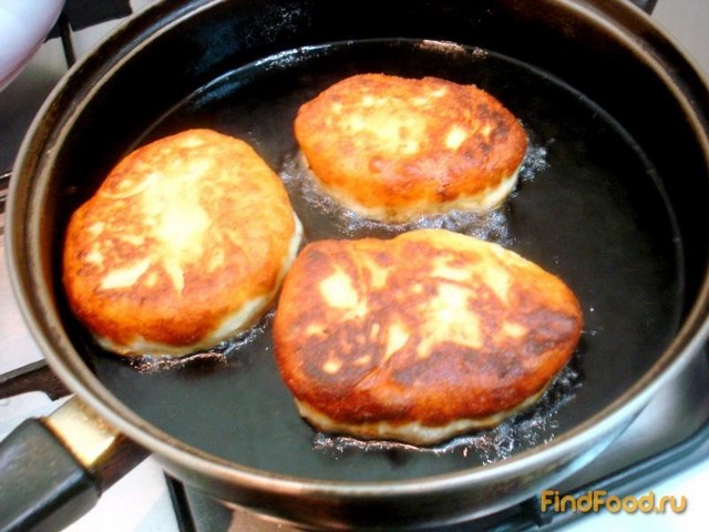 Картофельное дрожжевое тесто и пирожки с ним рецепт с фото 13-го шага 