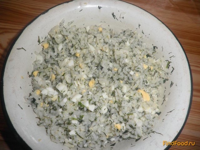 Дрожжевой пирог с рисом и яйцом рецепт с фото 2-го шага 