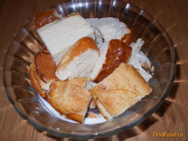 Шарлотка из хлеба рецепт с фото 2-го шага 