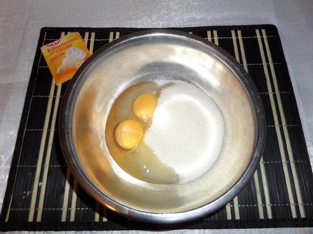 Кекс двухцветный с мандаринами рецепт с фото 2-го шага 