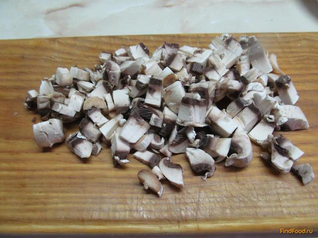 Запеченный картофель с грибами под сыром рецепт с фото 2-го шага 