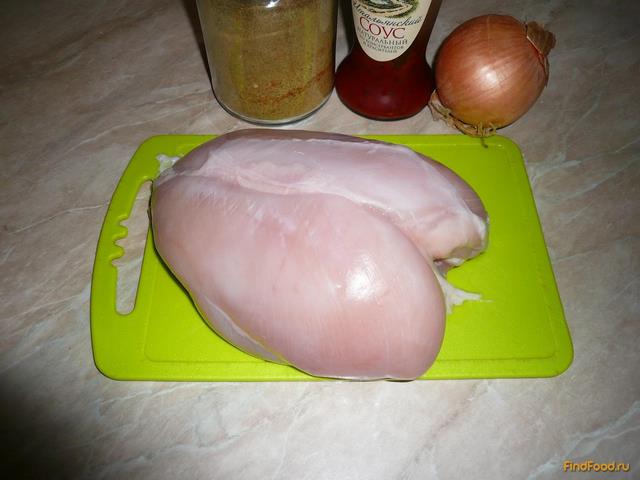Куриная грудка с томатом и луком рецепт с фото 1-го шага 