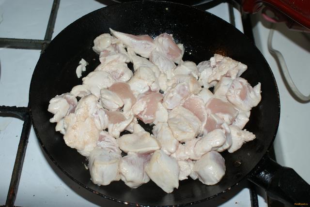 Курица в соусе карри рецепт с фото 3-го шага 