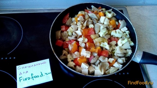 Тушеные овощи с тофу рецепт с фото 7-го шага 