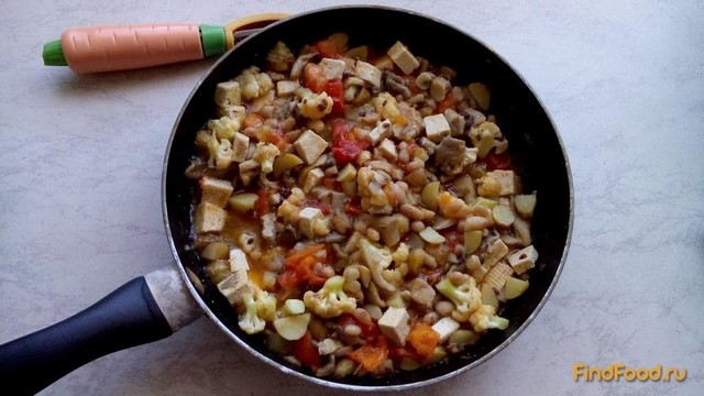 Тушеные овощи с тофу рецепт с фото 10-го шага 