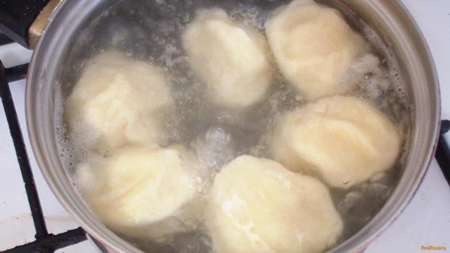 Картофельные кнедлики с сыром рецепт с фото 8-го шага 