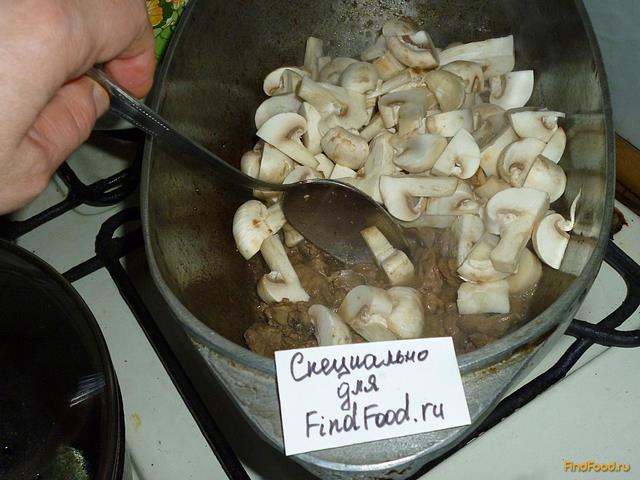 Картофель с куриной печенью и грибами рецепт с фото 5-го шага 