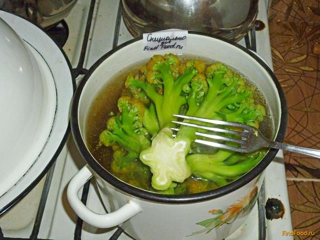 Рис с брокколи в омлете рецепт с фото 4-го шага 