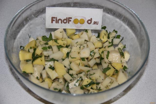 Картошка в горшочках с маслом и зеленью рецепт с фото 5-го шага 