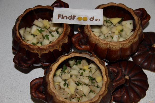 Картошка в горшочках с маслом и зеленью рецепт с фото 6-го шага 