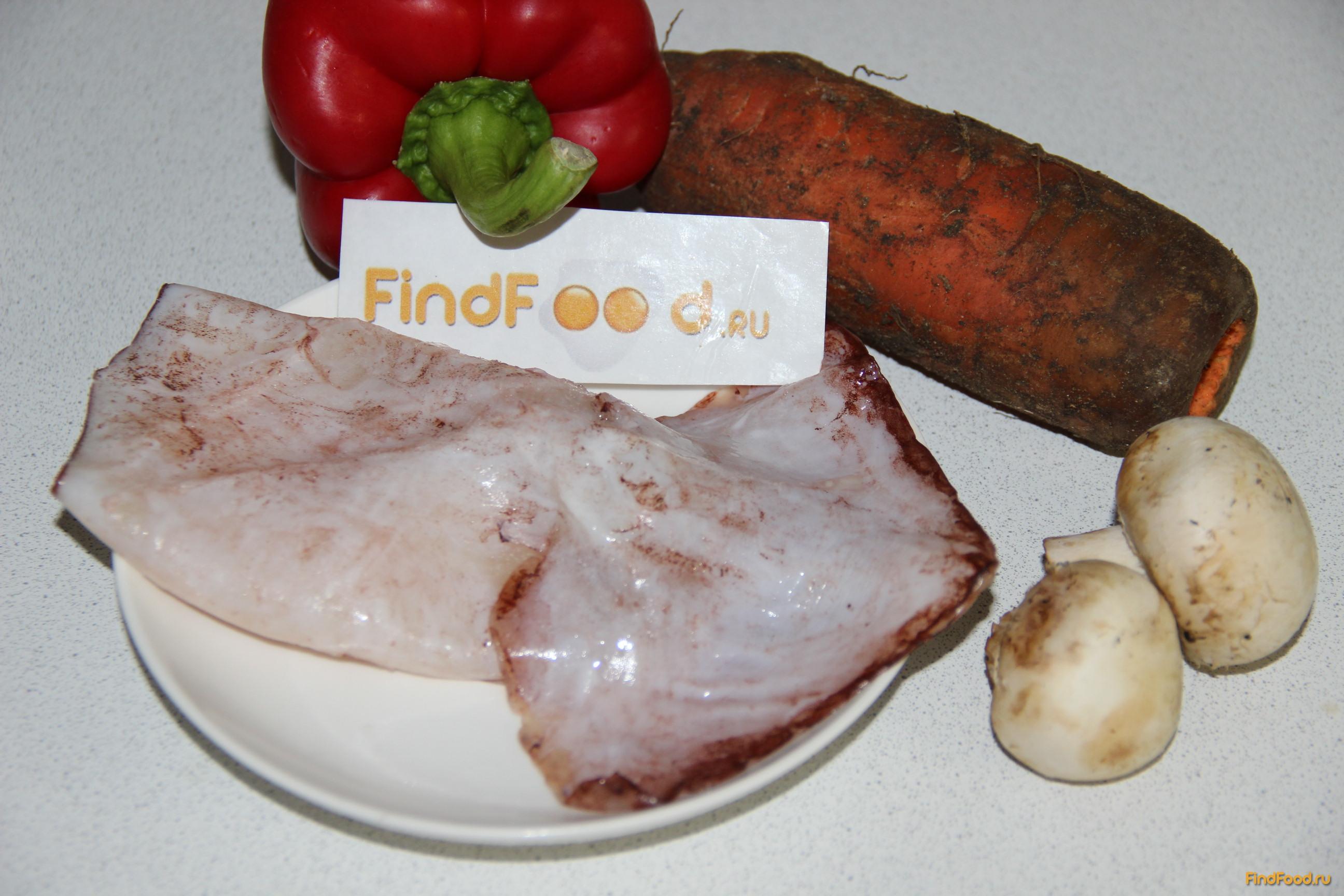 Кальмары с овощами рецепт с фото 1-го шага 