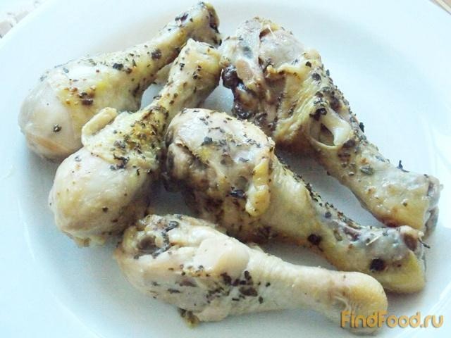 Курица запеченная в рукаве с чесночным соусом рецепт с фото 3-го шага 