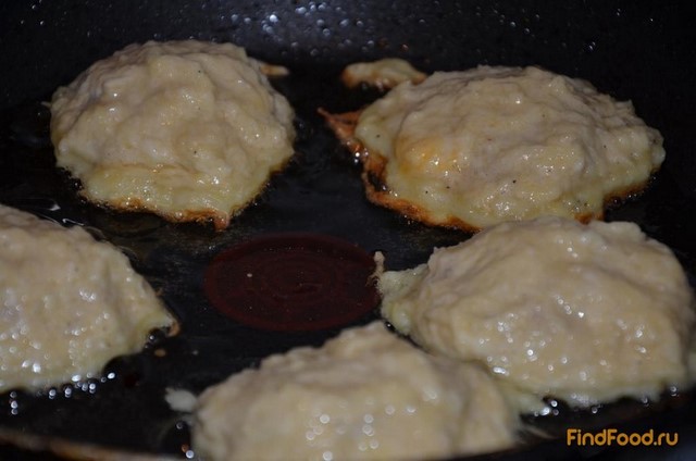 Картофельные драники с мясной начинкой рецепт с фото 6-го шага 