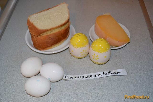 Воскресный завтрак из яиц и крутонов рецепт с фото 1-го шага 