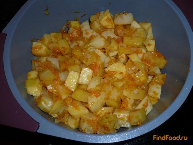 Картошка тушеная со стручковой фасолью рецепт с фото 3-го шага 
