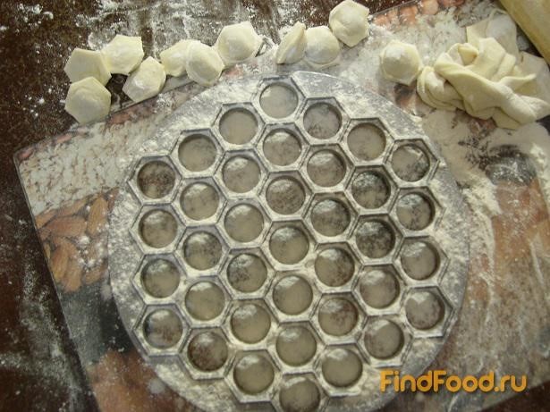 Пельменное тесто на сметане рецепт с фото 5-го шага 