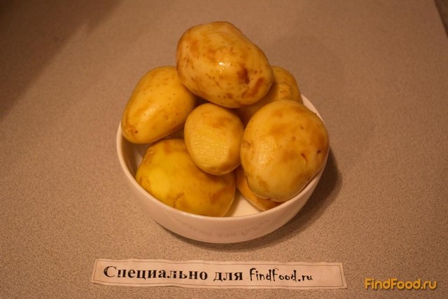 Картофель молодой тушеный в сковороде на бульоне рецепт с фото 1-го шага 