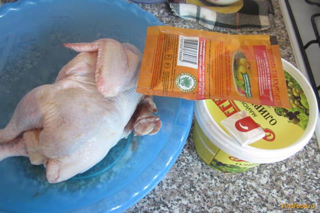 Курица с картошкой в духовке рецепт с фото 1-го шага 