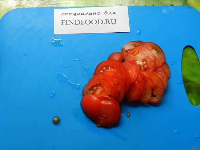 Гренки с томатами и зеленью рецепт с фото 3-го шага 