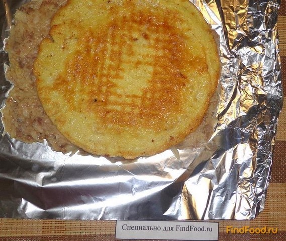 Картофельно-мясной рулет с яйцом рецепт с фото 12-го шага 