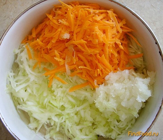 Оладьи из кабачков с морковью рецепт с фото 2-го шага 