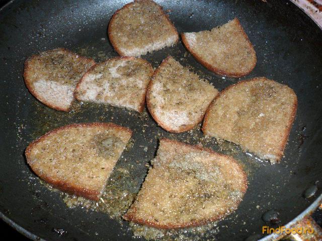 Соленые гренки с хлеба с отрубями рецепт с фото 4-го шага 