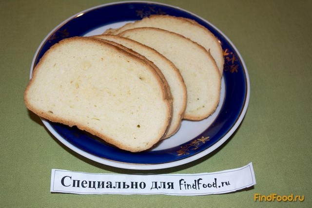 Румяные тосты с творожной начинкой и яйцом рецепт с фото 1-го шага 