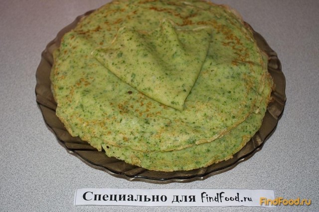Зеленые блины с сыром яйцом и икрой рецепт с фото 6-го шага 