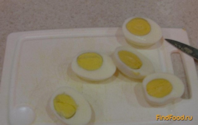 Яйца фаршированые печенью трески рецепт с фото 1-го шага 